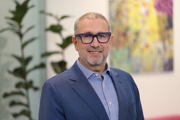 Mag. Thomas MARES